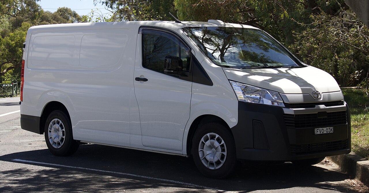 Toyota HiAce (H300)