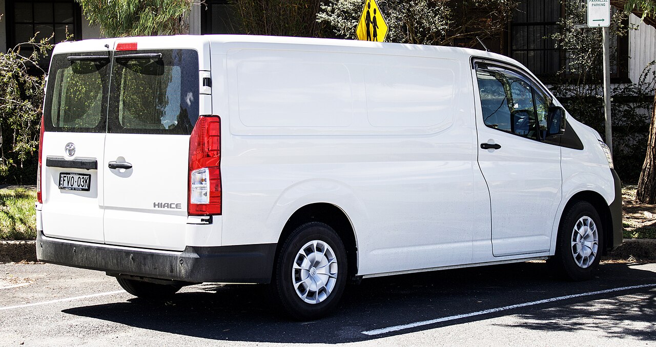 Toyota HiAce (H300)