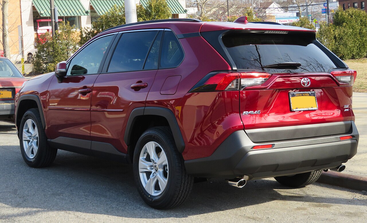 Toyota RAV4 (XA50)